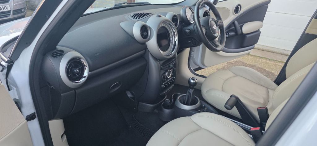 Used MINI Countryman 2011 for sale - 77850528: Photo 16