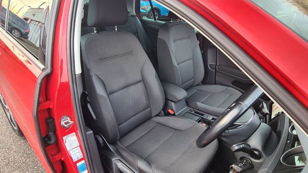 Used Volkswagen Golf 2020 for sale - 76961748: Photo 15