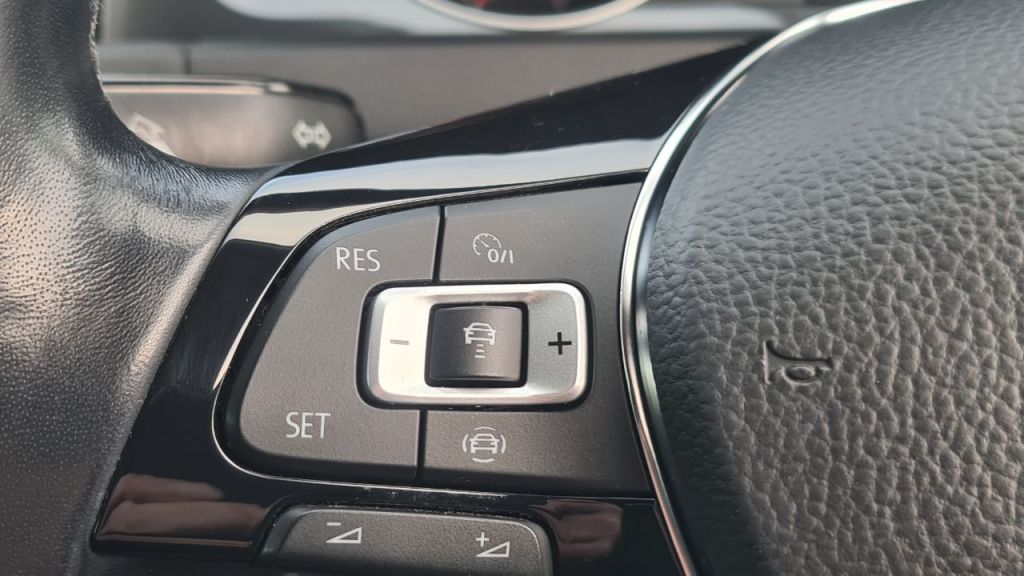 Used Volkswagen Golf 2020 for sale - 76961748: Photo 22