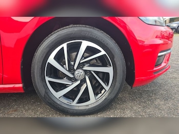 Used Volkswagen Golf 2020 for sale - 76961748: Photo