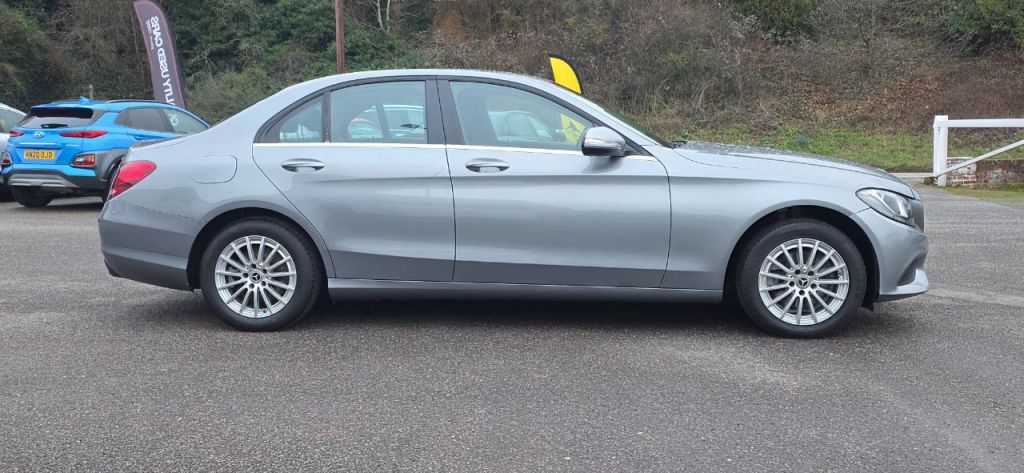 Used Mercedes-Benz C Class 2015 for sale - 77533754: Photo 3