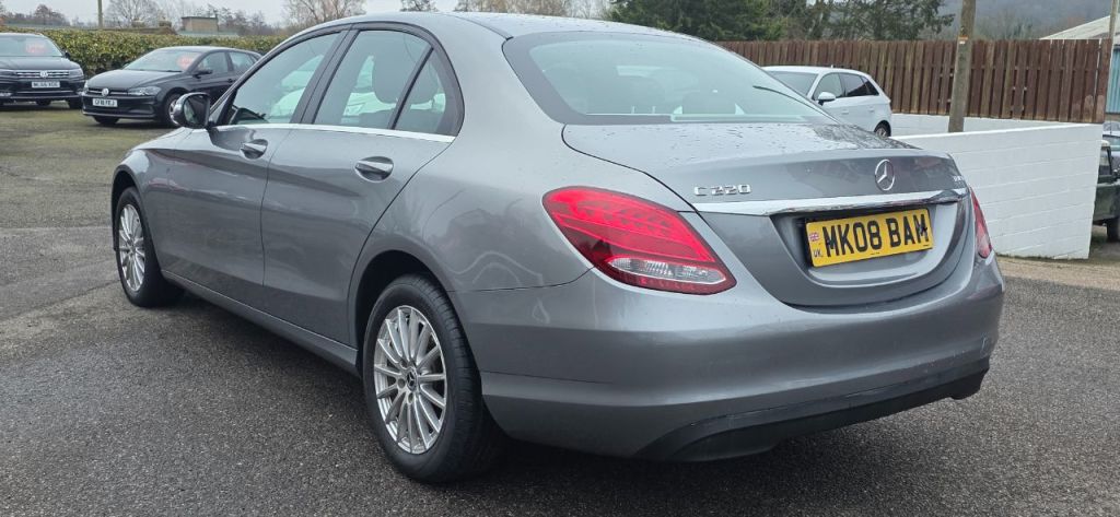 Used Mercedes-Benz C Class 2015 for sale - 77533754: Photo 4