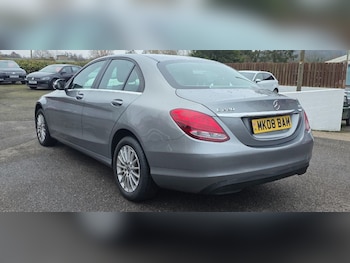 Used Mercedes-Benz C Class 2015 for sale - 77533754: Photo