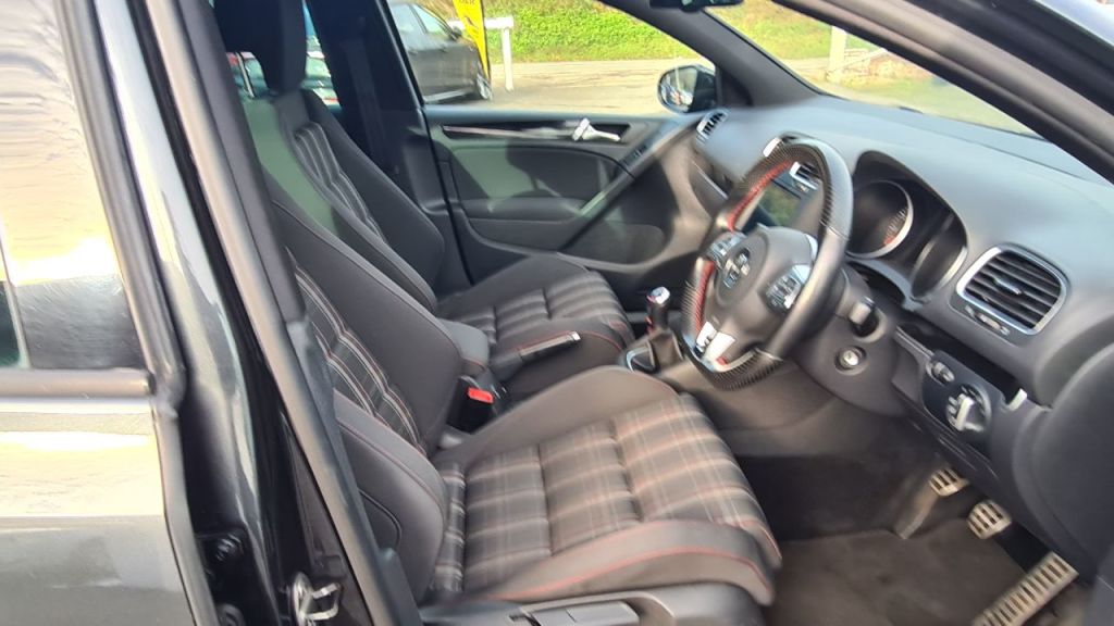 Used Volkswagen Golf 2011 for sale - 77026442: Photo 12