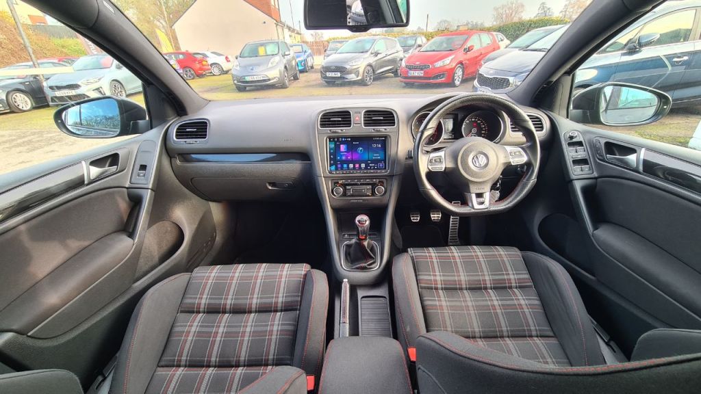 Used Volkswagen Golf 2011 for sale - 77026442: Photo 16