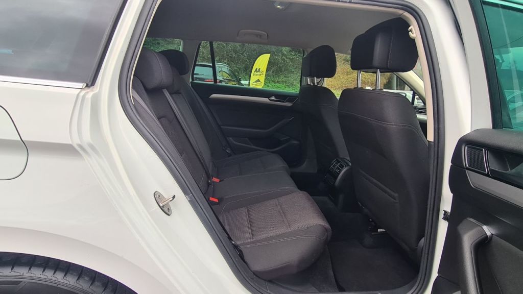 Used Volkswagen Passat 2017 for sale - 76949513: Photo 19