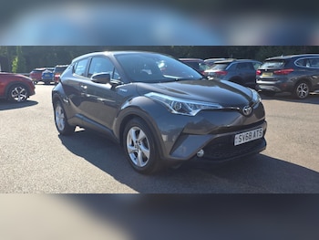 Used Toyota C-HR 2019 for sale - 79369821: Photo