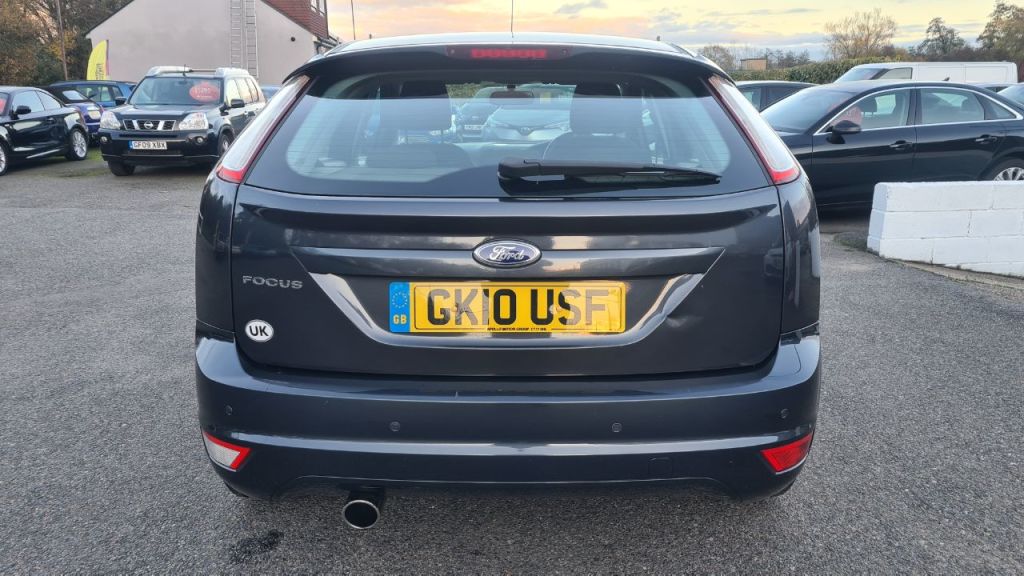 Used Ford Focus 2010 for sale - 76662907: Photo 9