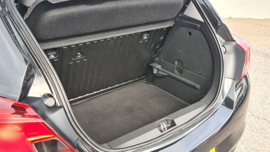 Used Vauxhall Corsa 2015 for sale - 76299174: Photo 13