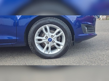 Used Ford Fiesta 2016 for sale - 79417540: Photo