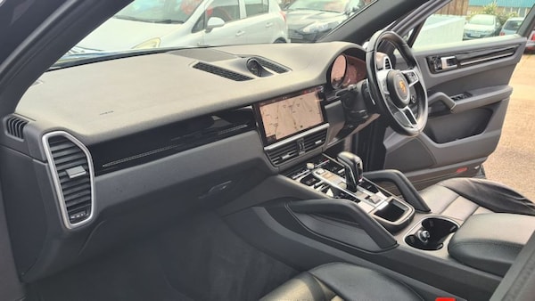 Used Porsche Cayenne 2021 for sale - 74779678: Photo 13