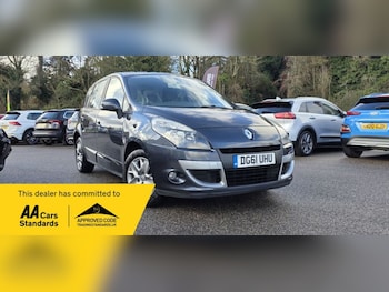 2011 - 1.6 VVT Expression 5dr