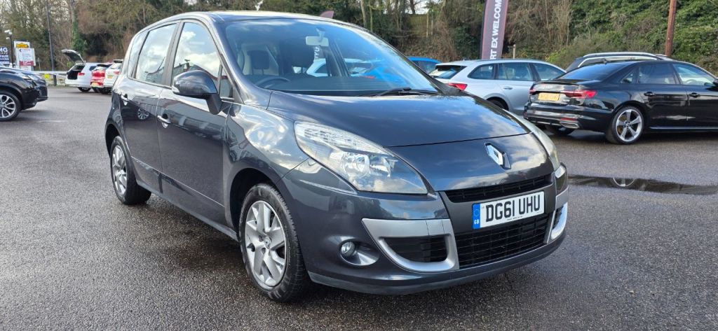 Used Renault Scenic 2011 for sale - 77287246: Photo 3