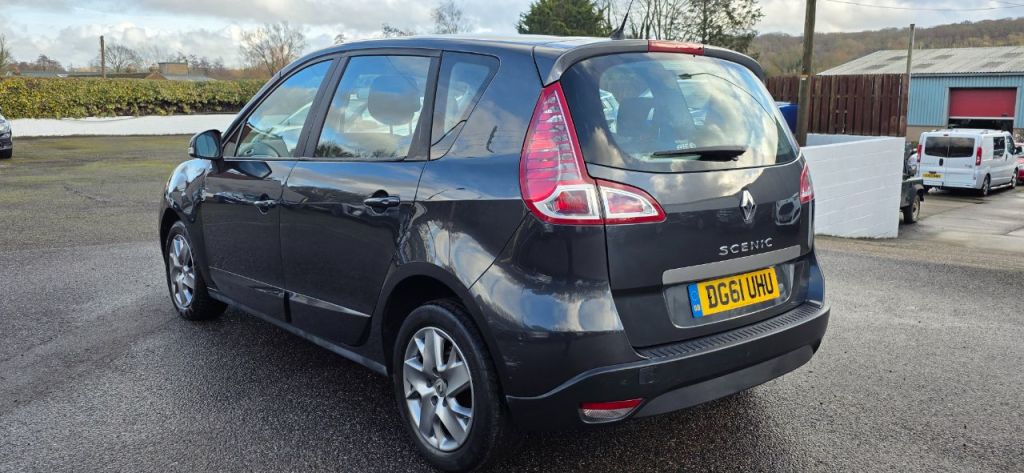 Used Renault Scenic 2011 for sale - 77287246: Photo 4