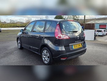 Used Renault Scenic 2011 for sale - 77287246: Photo