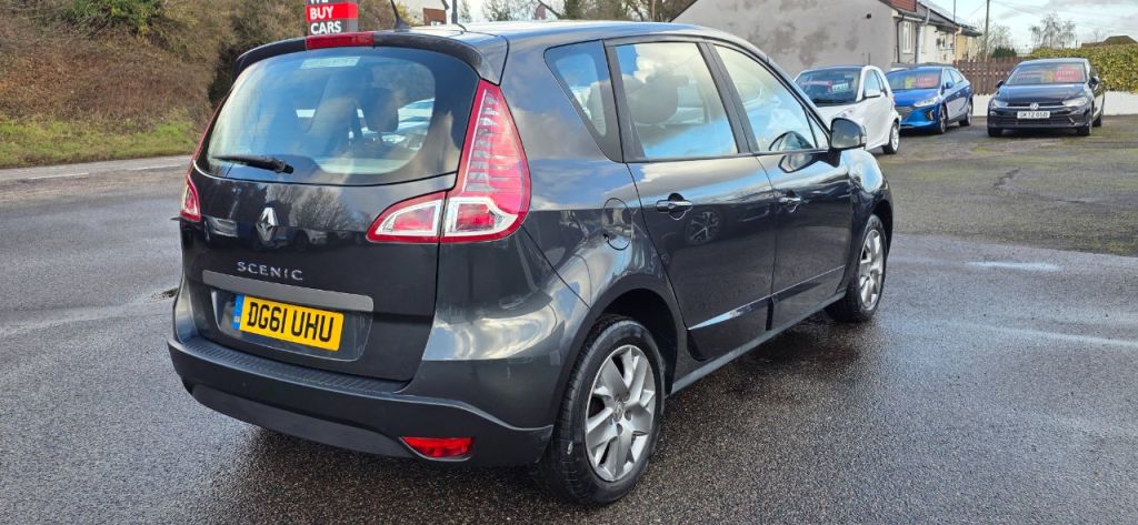 Used Renault Scenic 2011 for sale - 77287246: Photo 5