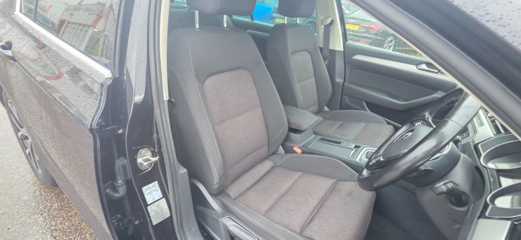 Used Volkswagen Passat 2015 for sale - 77477109: Photo 12