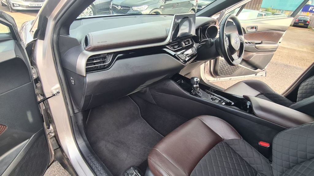 Used Toyota C-HR 2018 for sale - 76290911: Photo 15