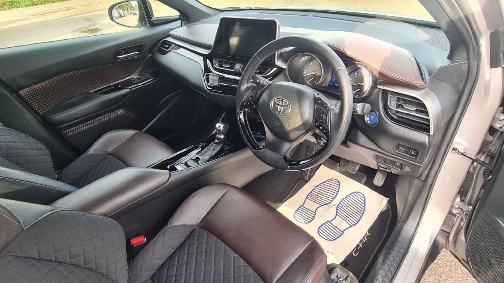Used Toyota C-HR 2018 for sale - 76290911: Photo 16