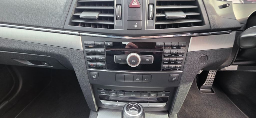 Used Mercedes-Benz E Class 2012 for sale - 77211648: Photo 21