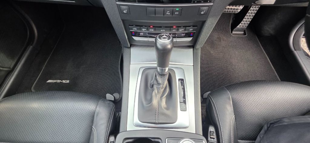 Used Mercedes-Benz E Class 2012 for sale - 77211648: Photo 25