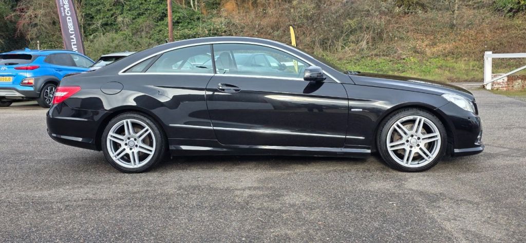 Used Mercedes-Benz E Class 2012 for sale - 77211648: Photo 6