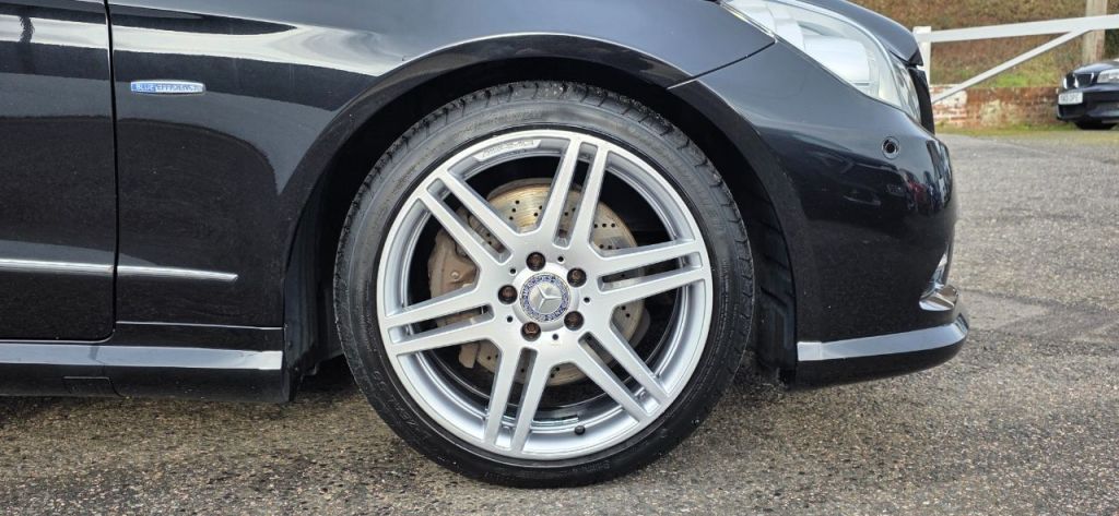 Used Mercedes-Benz E Class 2012 for sale - 77211648: Photo 7