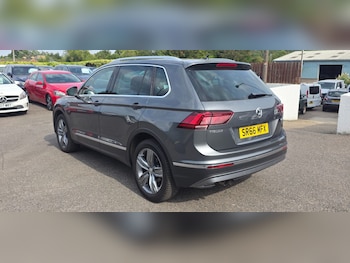 Used Volkswagen Tiguan 2016 for sale - 79323379: Photo