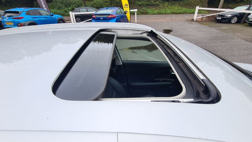 Used Kia Niro 2021 for sale - 76287092: Photo 31