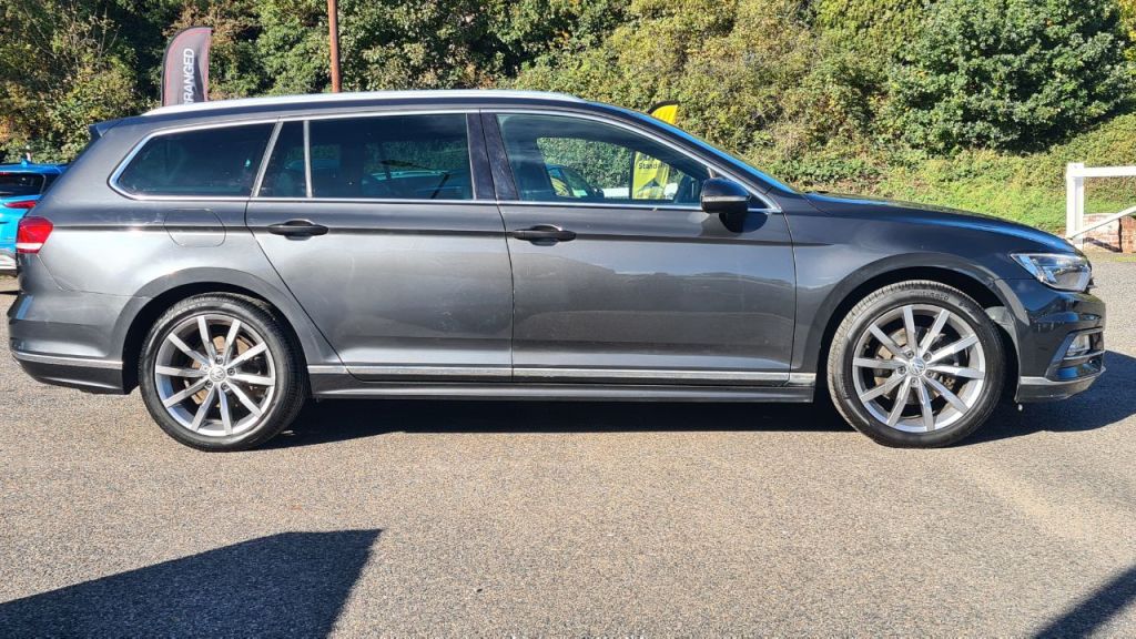 Used Volkswagen Passat 2017 for sale - 76367125: Photo 10