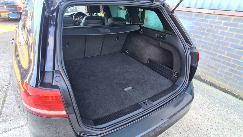 Used Volkswagen Passat 2017 for sale - 76367125: Photo 11