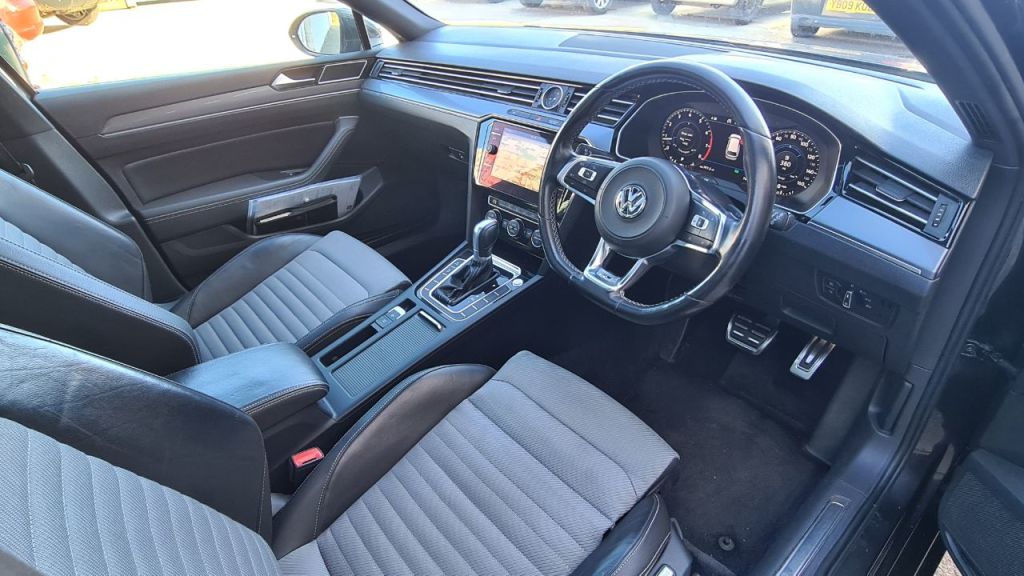 Used Volkswagen Passat 2017 for sale - 76367125: Photo 13