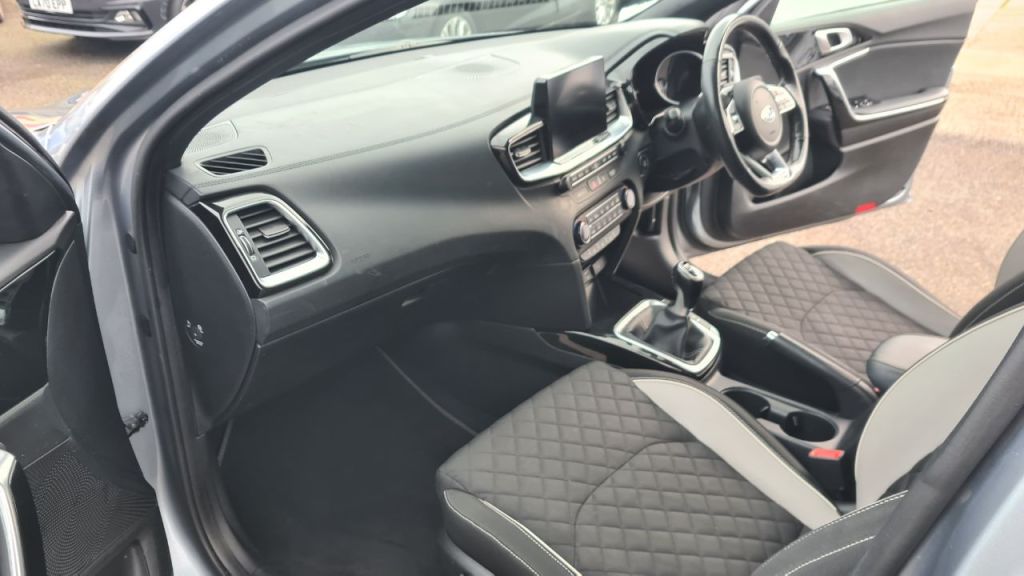 Used Kia Ceed 2020 for sale - 76669223: Photo 20