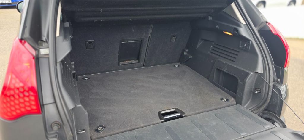 Used Peugeot 3008 2012 for sale - 77764112: Photo 11