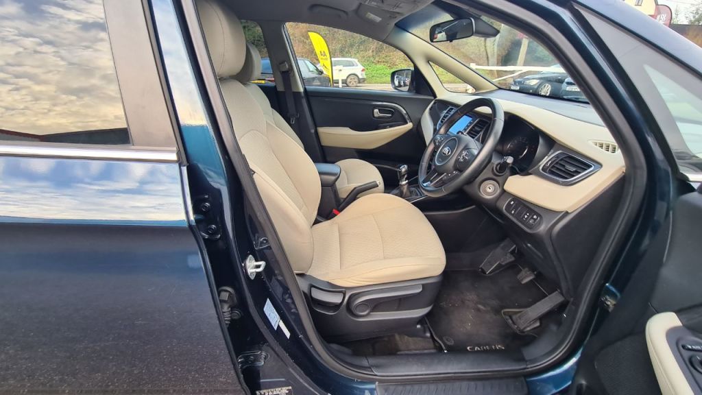 Used Kia Carens 2018 for sale - 77026465: Photo 16