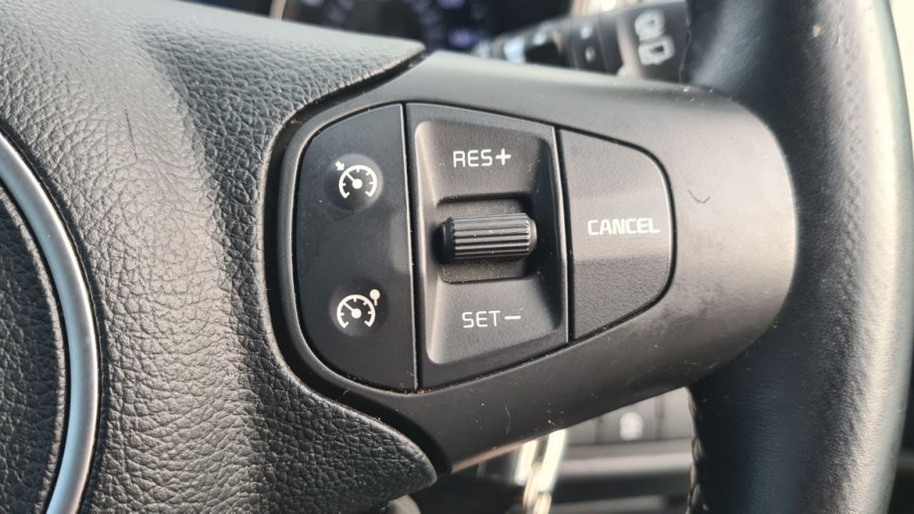 Used Kia Carens 2018 for sale - 77026465: Photo 20