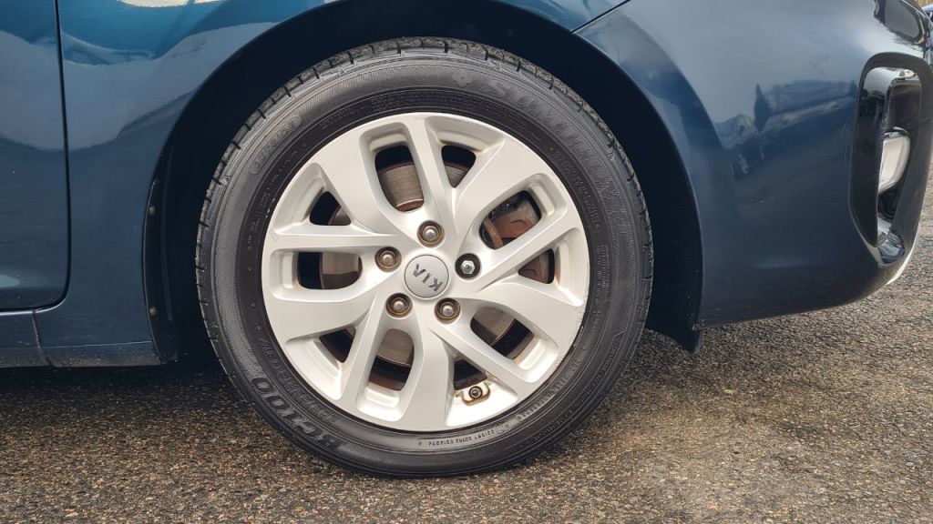 Used Kia Carens 2018 for sale - 77026465: Photo 5