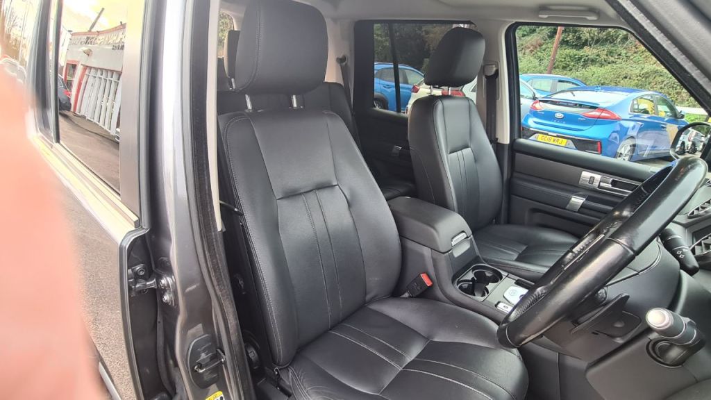 Used Land Rover Discovery 2015 for sale - 76428858: Photo 14