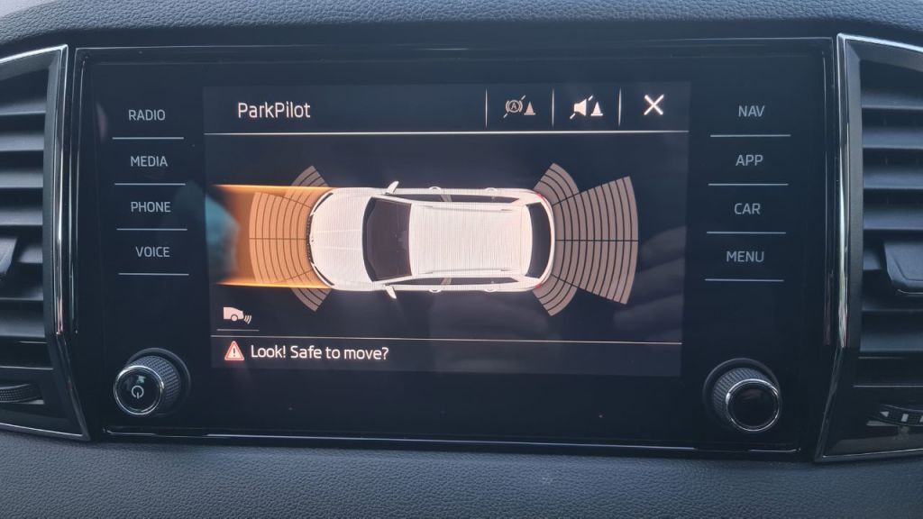 Used Skoda Karoq 2020 for sale - 76616936: Photo 32