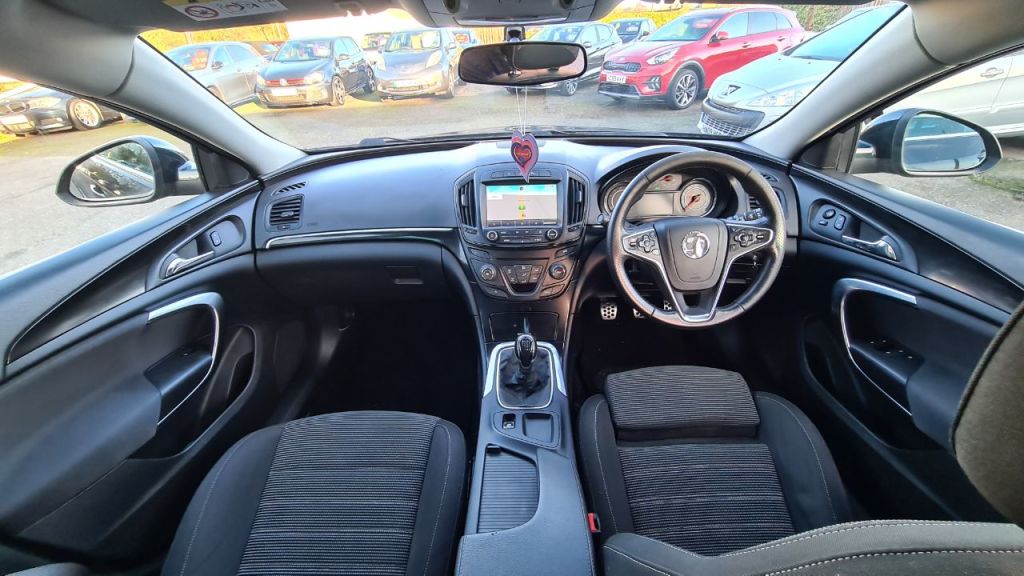 Used Vauxhall Insignia 2015 for sale - 77013938: Photo 11