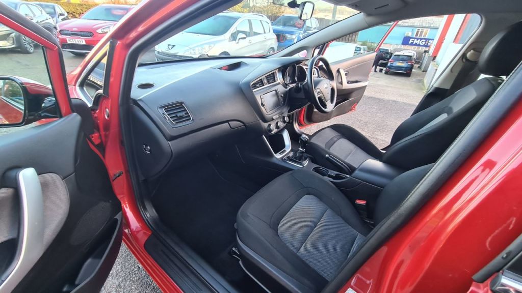 Used Kia Ceed 2017 for sale - 77006577: Photo 17