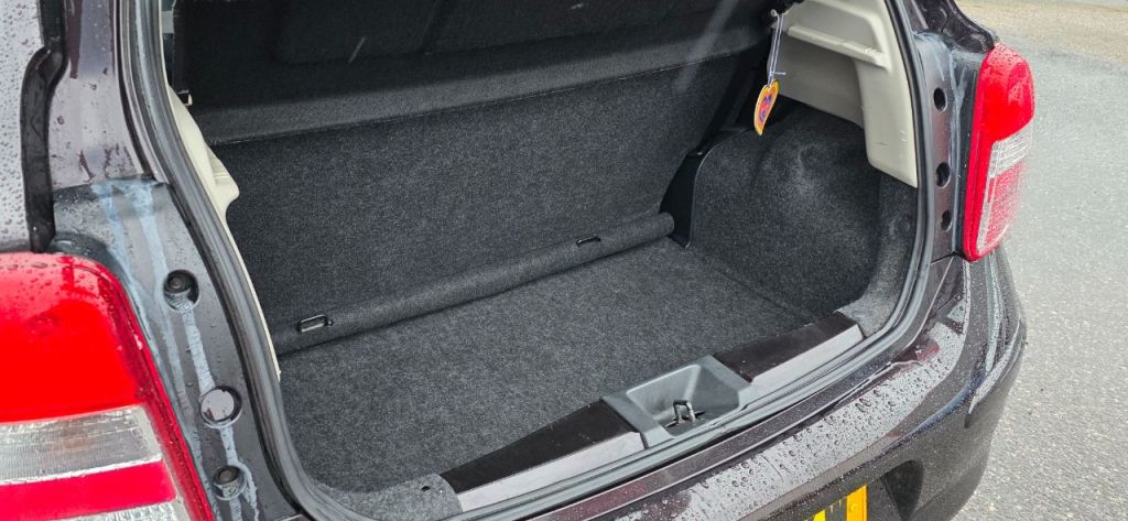 Used Nissan Micra 2011 for sale - 77211630: Photo 10