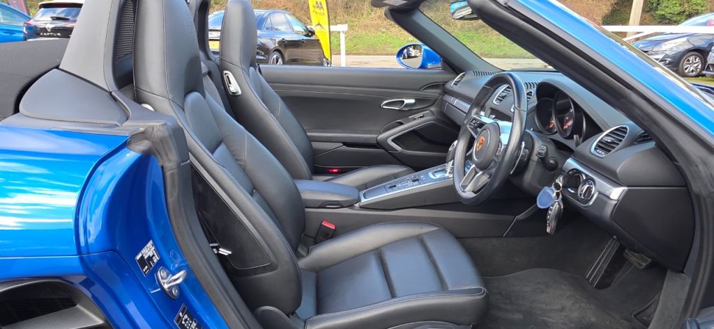 Used Porsche Boxster 2018 for sale - 77571136: Photo 17