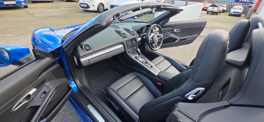 Used Porsche Boxster 2018 for sale - 77571136: Photo 20