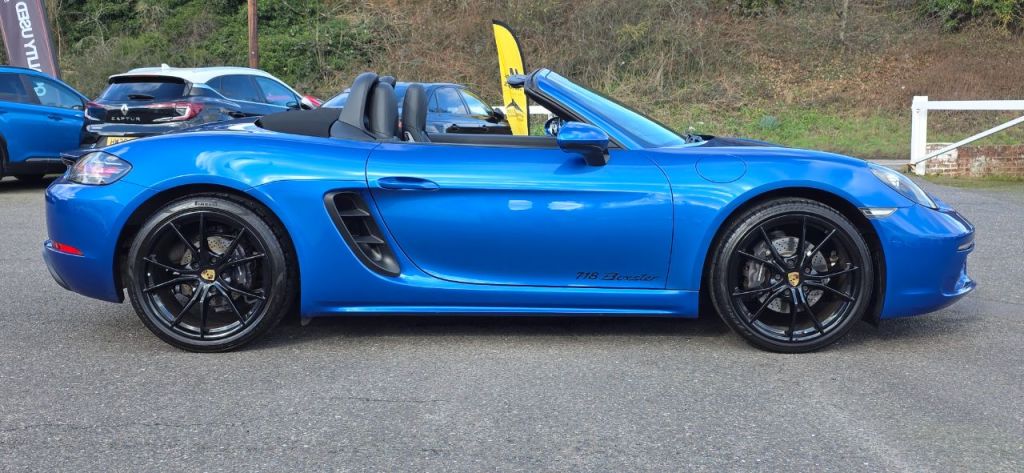 Used Porsche Boxster 2018 for sale - 77571136: Photo 8