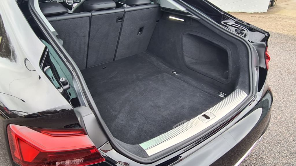 Used Audi A5 2022 for sale - 76922748: Photo 11