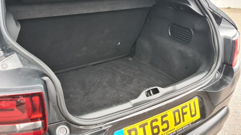 Used Citroen C4 Cactus 2015 for sale - 76508767: Photo 11