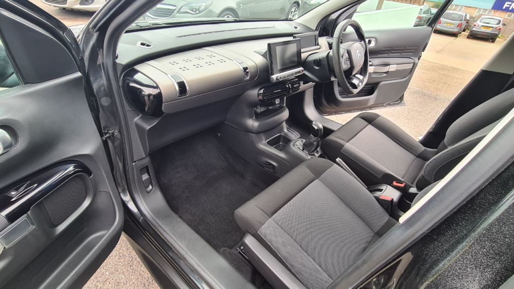 Used Citroen C4 Cactus 2015 for sale - 76508767: Photo 14