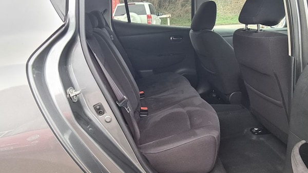 Used Nissan Leaf 2015 for sale - 74299774: Photo 11