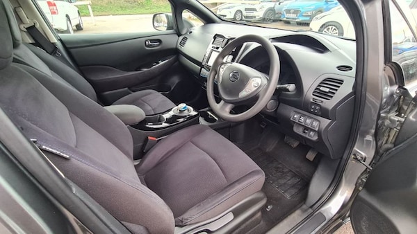 Used Nissan Leaf 2015 for sale - 74299774: Photo 12